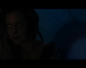 Amanda Dickson, Lily Rabe - Legion s02e04 (2018) Hot of staging scene