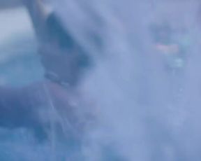 Synnove Karlsen, Lyndsey Craig - Clique s01e01-02 (2017) Hot scenes