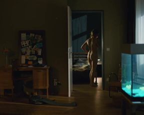 Lisa Wagner naked - Kommissarin Heller - Verdeckte Spuren (2017)