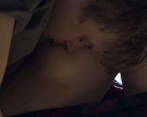 Tatiana Maslany - Two Lovers and a Bear (2016) celebrity hot scene