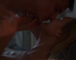 Lygie Duvivier naked - Souviens Toi (2017) (Season 1, Episode 3)