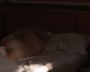Tessa Ia - Unstoppable (Desenfrenadas) s01e03 (2020) Censored nude scene