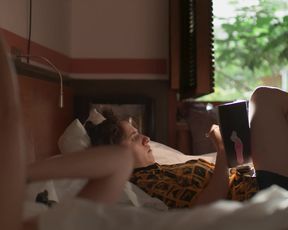 Tessa Ia - Unstoppable (Desenfrenadas) s01e03 (2020) Censored nude scene