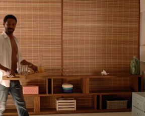 Anja Knauer - Die Inselarztin s01e01 (2018) Naked actress in a "topless" scene