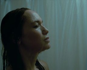 Sharon Taylor - Ghost Wars s01e05 (2017)