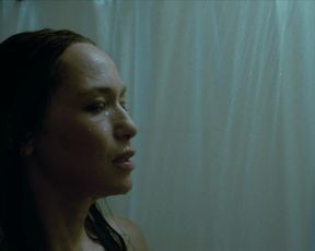 Sharon Taylor - Ghost Wars s01e05 (2017)