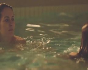 Jella Haase, Marie-Lou Sellem, sexy actress - Looping (2016) Censored celebs scene