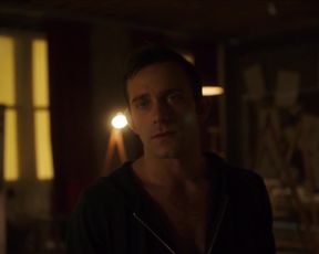 Elle Evans naked - Muse (2017)