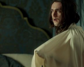Anna Brewster - Versailles s02e01 (2017) Nude actress