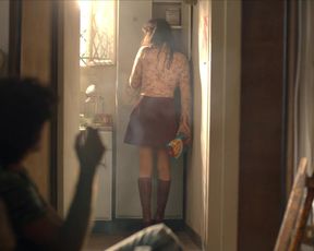 Laura Bellini - Trust s01e03 (2018) Naked actress in a sexy video