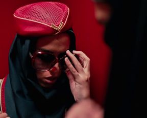 Niv Sultan nude - Tehran (2020) (Season 1, Episode 1)