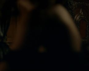 Veronica Echegui nude - Trust s01e01 (2018) (Season 1, Episode 1)