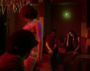 Li Borges.and other actresses - Me Chama De Bruna s02e07 (2017) Hot 720p_1