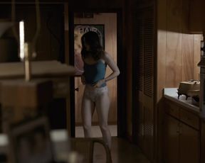Kaley_Ronayne__Jodi_Balfour_-_Quarry_s01e06 (2016)