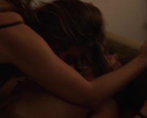Jacqueline Toboni, Sophia Bush, Kenzie Elizabeth, Kiersey Clemons nude - Easy s03e03 (2019)