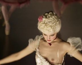 Michalina Olszanska Nude - Matilda (2017)