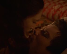 Carice Van Houten GAME OF THRONES (S03 E08)