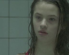 Marie Hammer Boda, Jeannine Nathalia Sinding Nude - Anna (2009)