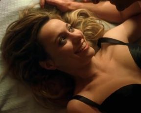 Natalia Verbeke Nude - El otro lado de la cama (2002)