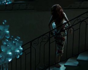 Roxane Duran, Julia Stiles, Lena Olin nude - Riviera s02e01e04e05 (2019)