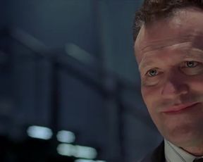 Sarah Wynter Nude - The 6th Day (2000)