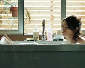 Lucie Laurier nude - Nitro (2007) Explicit Sex