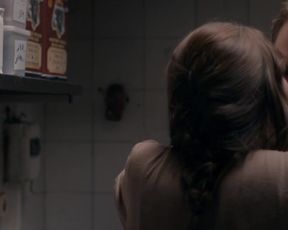 Sarah Adler naked - The Cakemaker (2017)