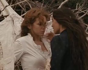 Valeria Solarino & Isabella Ragonese - Viola Di Mare (2009)