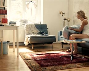 Lotta Doll naked - Liebe mich (2017)