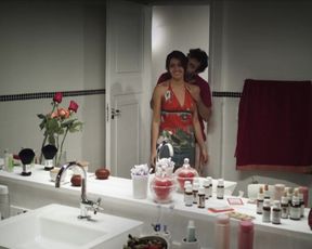 Babi Fernandes nude - Espelho (2013)