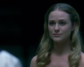 Evan Rachel Wood nude - Westworld_s01e05 (2016) Topless Celebrity Scene