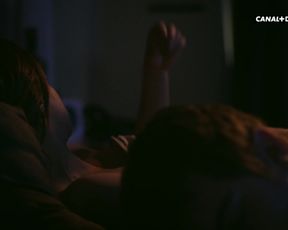 Alice Belaidi Sexy, Hot Scene in TV Show 'Hippocrate'