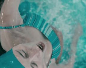 Mariya Borovicheva, Irina Vilkova - Port (2019) Nude movie scene