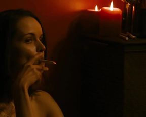 Jennifer Ehle, Reyna de Courcy Nude, Heather Graham (nn) - Wetlands (2017)