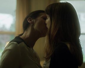 Rooney Mara, Catherine Zeta-Jones Nude - Side effects (2012)