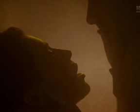 Julia Pogrebinska Nude - Wataha s01e02 (2014)