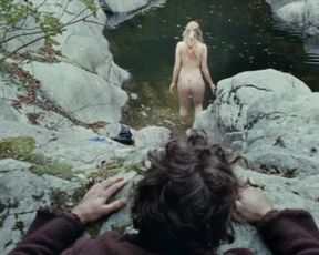 Isild Le Besco - Au fond des bois (2010)