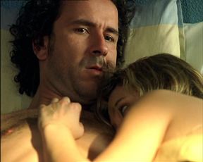 Natalia Verbeke nude - El Otro Lado de la Cama (Funny sex scene)