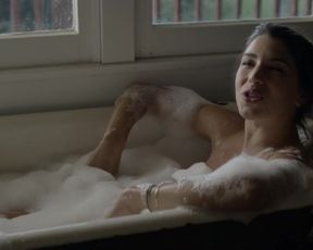 Jamie Gray Hyder naked - Better Days (2019)