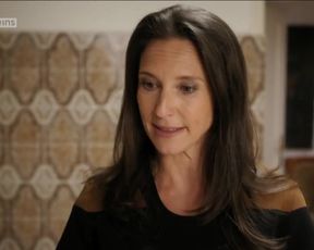 Zoe Straub nude - Vorstadtweiber (2016) (Season 2, Episode 1)