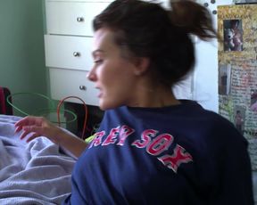 Frankie Shaw nude - SMILF s02e00 (2018)