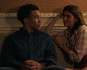 Alma Jodorowsky - La Vie devant elles s02e01 (2017) Nude hot scene