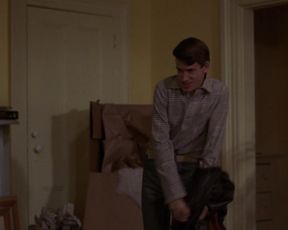 Carol Levy classic full frontal - Alone in the Dark (1982)