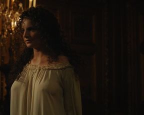 Victoire Dauxerre nude - Versailles s03e01-02 (2018)