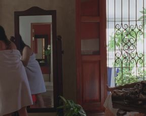 Arcelia Ramirez - Unas ruinas (2019)