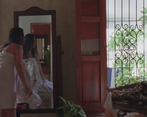 Arcelia Ramirez - Unas ruinas (2019)