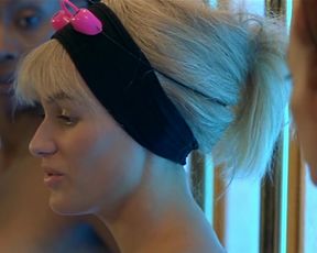 Judith Godrche & Aure Atika - Bimboland (FR 1998)