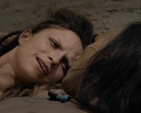 Paulette Hernandez nude - Sitiados Mexico s01e07 (2019)