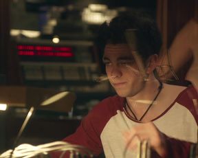 Anita Espandrova, Lucie Lipenska, Michaela Imramovska, Berenika Kohoutova, Magdalena Krupickova - Dabing street s01e03 (2018) Sexy of staging scene