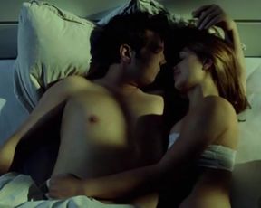 Stephania Potalivo Sexy - Ansigtet (2012)